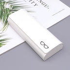 Minimalistisches Brillenetui aus Hartleder