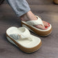 Sommerliche Flip-Flops für Damen mit weicher Plateausohle und Farbblock-Design